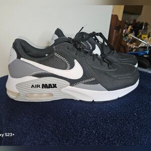 Nike Air Max Black and Gray Athletic Shoes